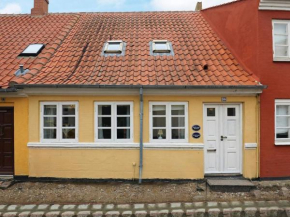 Charming Holiday Home in Rudkobing Syddanmark with Terrace in Rudkøbing